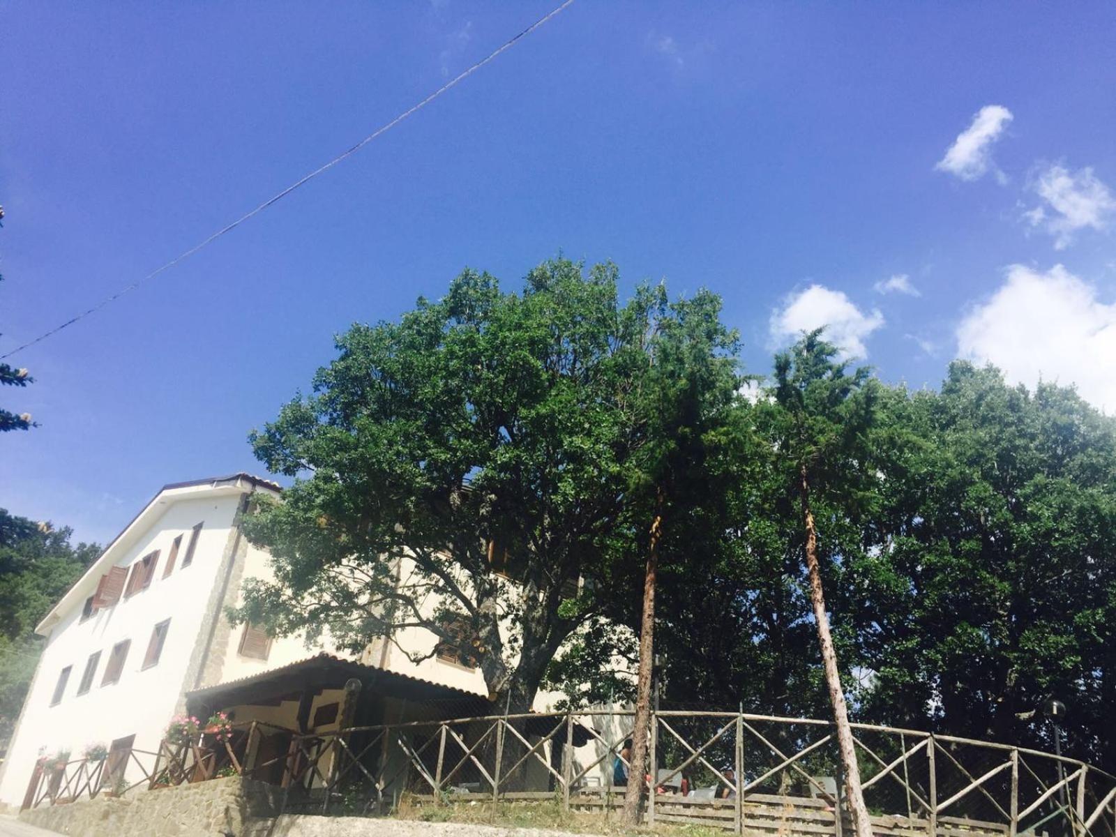 Ambrosia Hostel Alessandria del Carretto Экстерьер фото