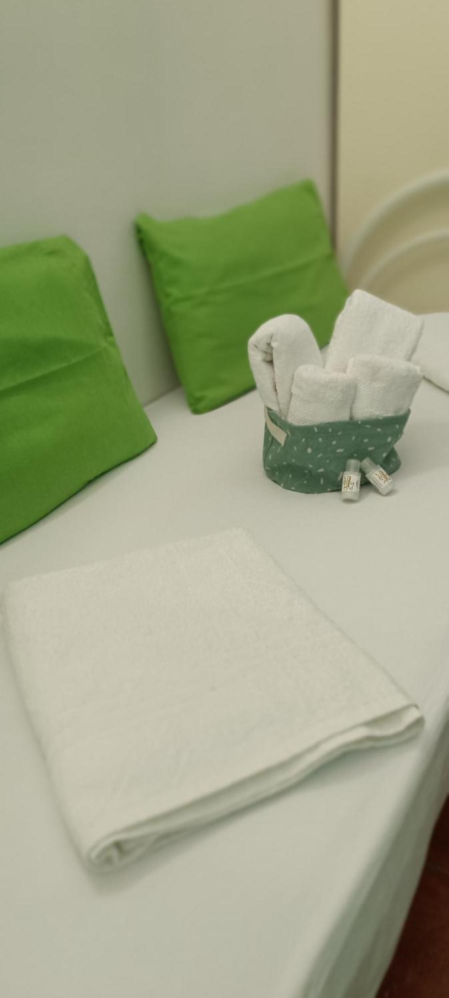 Ambrosia Hostel Alessandria del Carretto Экстерьер фото