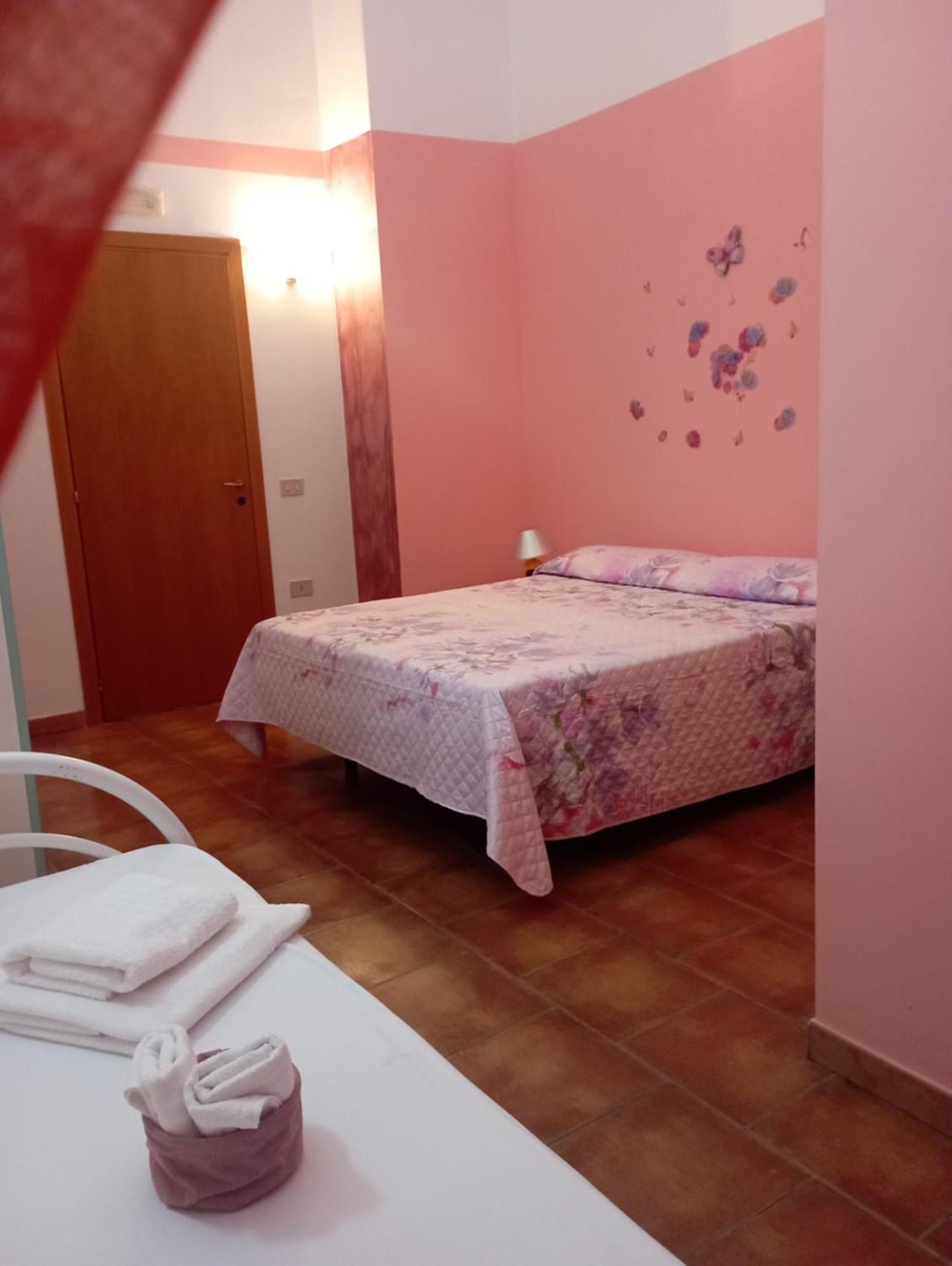 Ambrosia Hostel Alessandria del Carretto Экстерьер фото