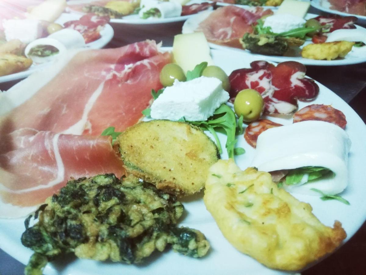 Ambrosia Hostel Alessandria del Carretto Экстерьер фото